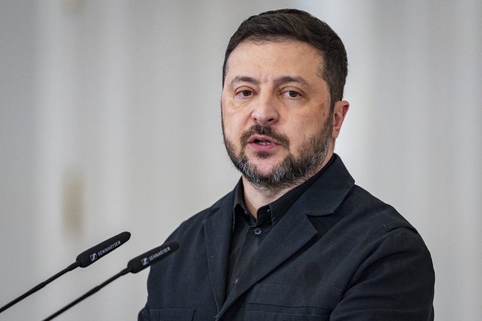 Ukraine looks to leverage its help to Arab Gulf states fighting off Iranian drones in exchange for interceptors against Russian missiles 