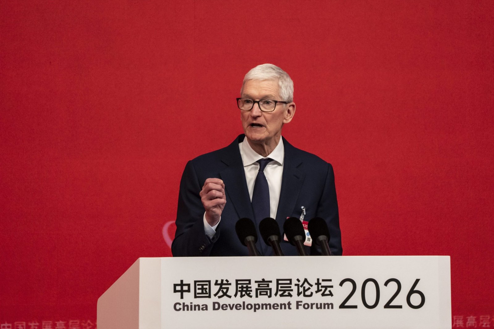 Apple CEO praises China partners as Beijing applies pressure 