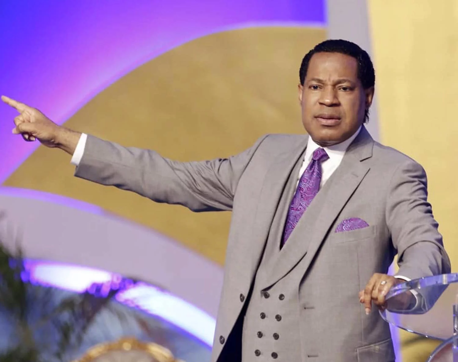 ‘Your hatred is satanic’ – Pastor Oyakhilome declares stance on US-Israel war on Iran 