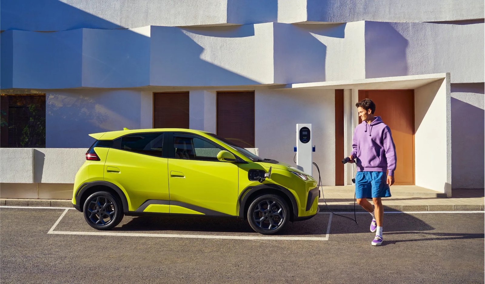 Runners Invited To Run In The World’s Most Beautiful Marathon With BYD 