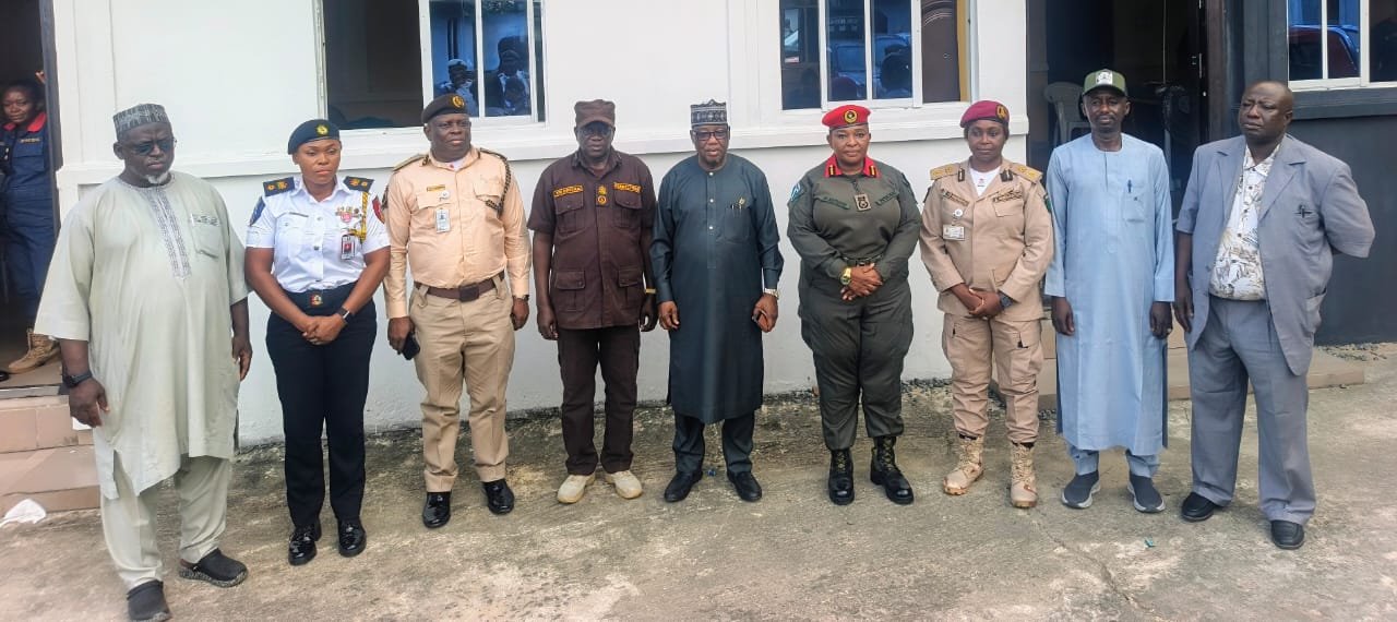 1.6 million applicants jostle for FG’s 30,000 job slots 